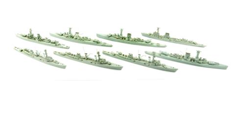 Konvolut 8 deutsche Kriegsschiffe