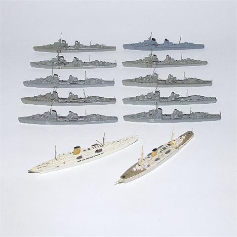 Konvolut 12 deutsche Kriegsschiffe