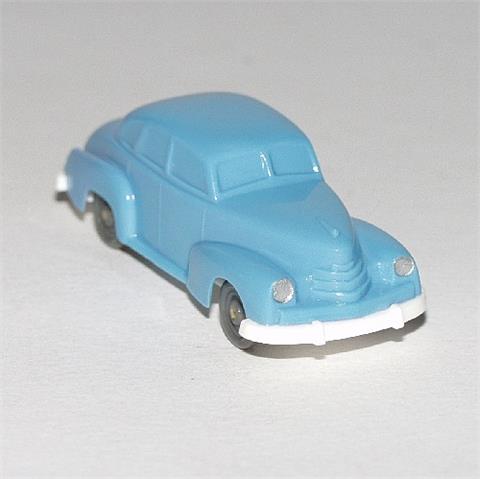 Opel Kapitän '51, ca. babyblau/weiß