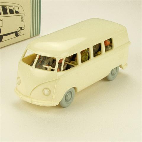 VW-Bus (ab 1955), cremeweiß (im Ork)