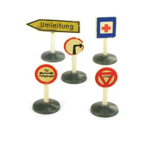 Konvolut 5 Verkehrszeichen (Typ 1)
