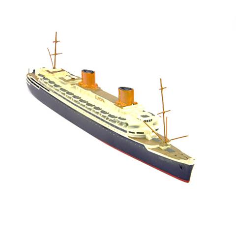 Passagierschiff Europa (mit braunem Deck)