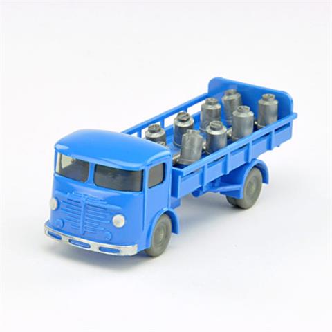 Milchwagen Büssing 4500, himmelblau