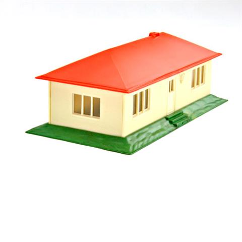 Landhaus ohne Einrichtung (Dach orangerot)