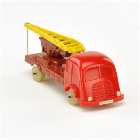 Kranwagen Fiat, rot/lackiert (Leiter gelb)